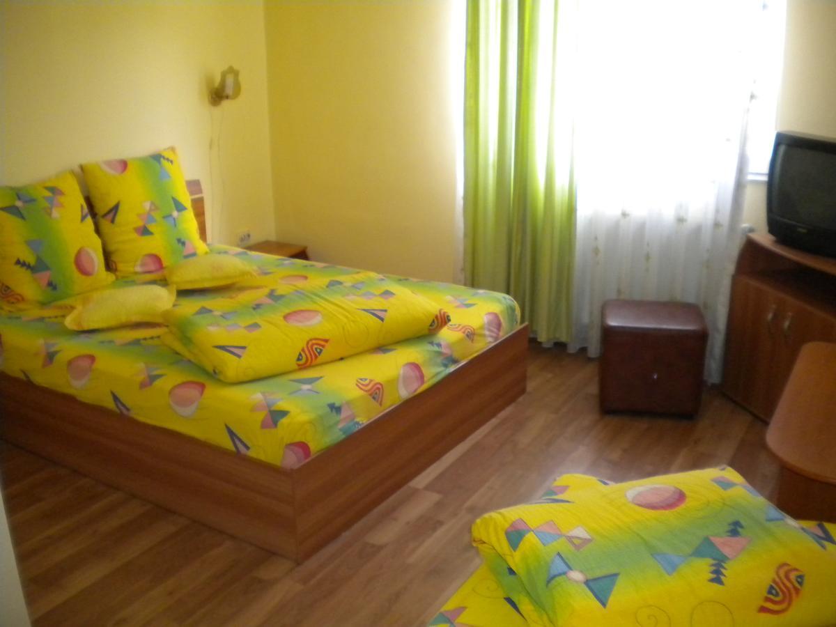 Motel Dalia Gyalu Kültér fotó