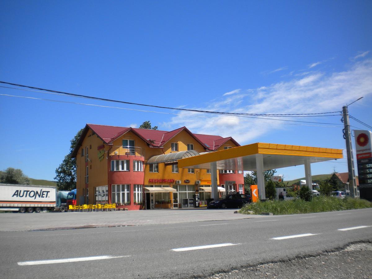 Motel Dalia Gyalu Kültér fotó