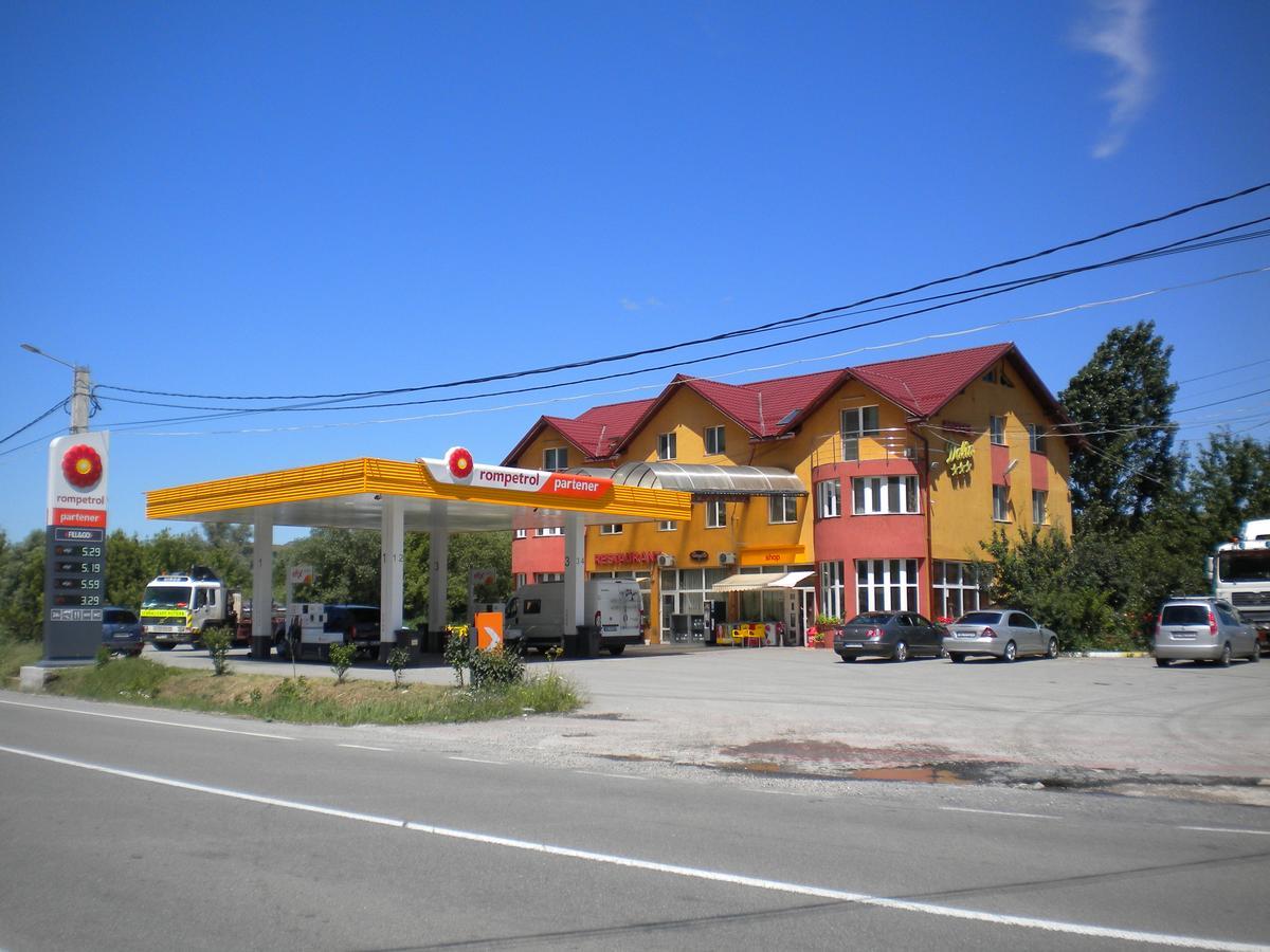 Motel Dalia Gyalu Kültér fotó